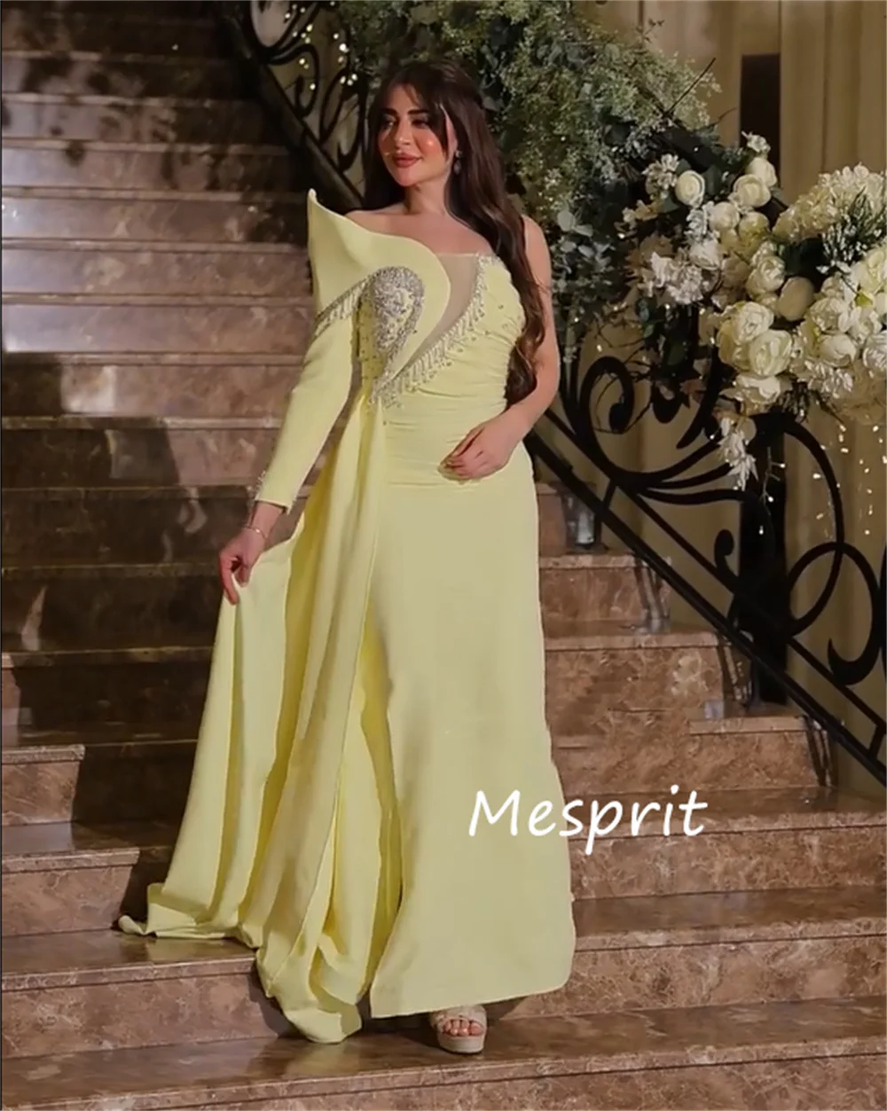 تخصيص الطراز الحديث جيرسي الطية الترتر البوق واحد...