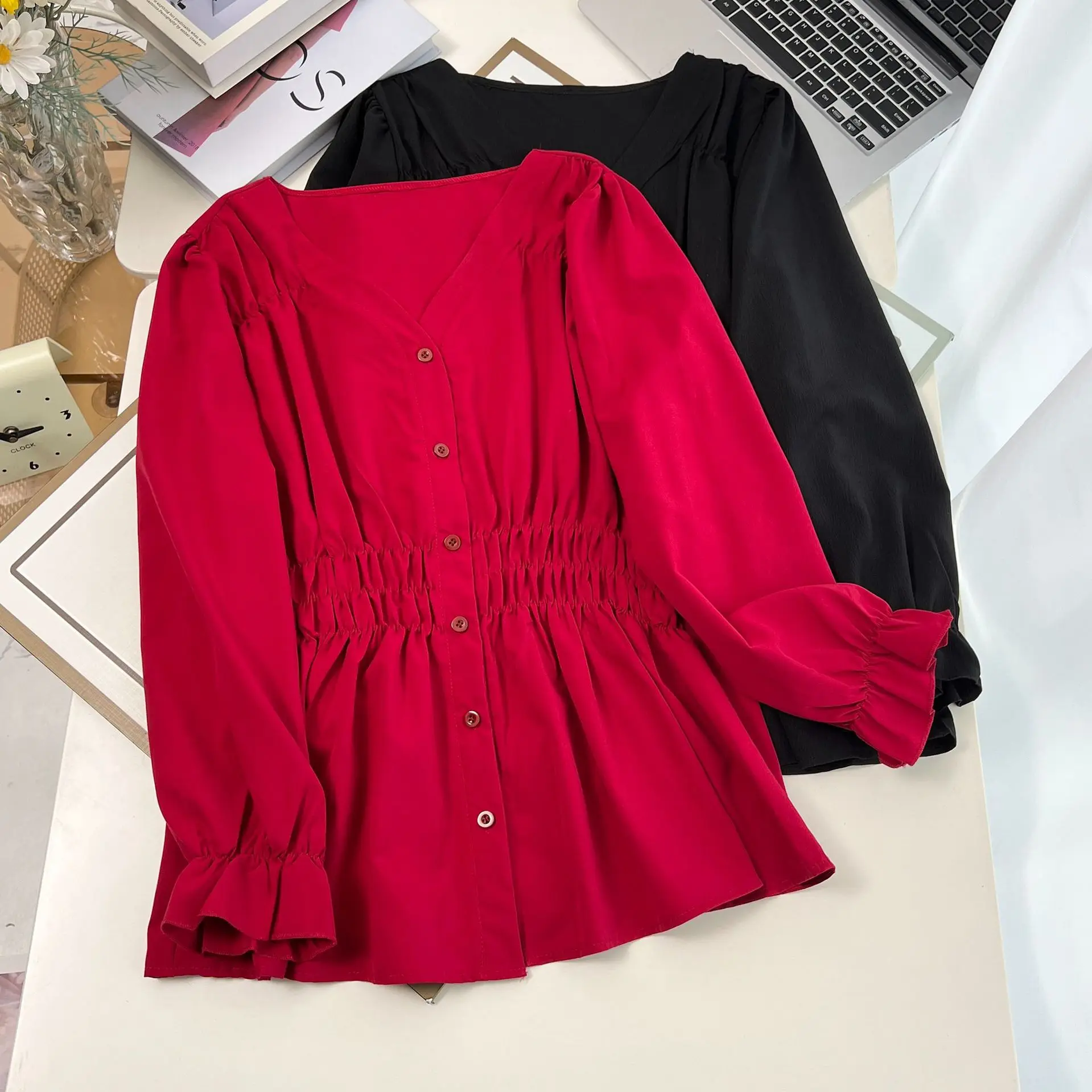 Fashion Plus Size Women's Blouses 2025 Autumn New Style Simple And Elegant V-Neck Cinched Waist Long Sleeved Shirt 703