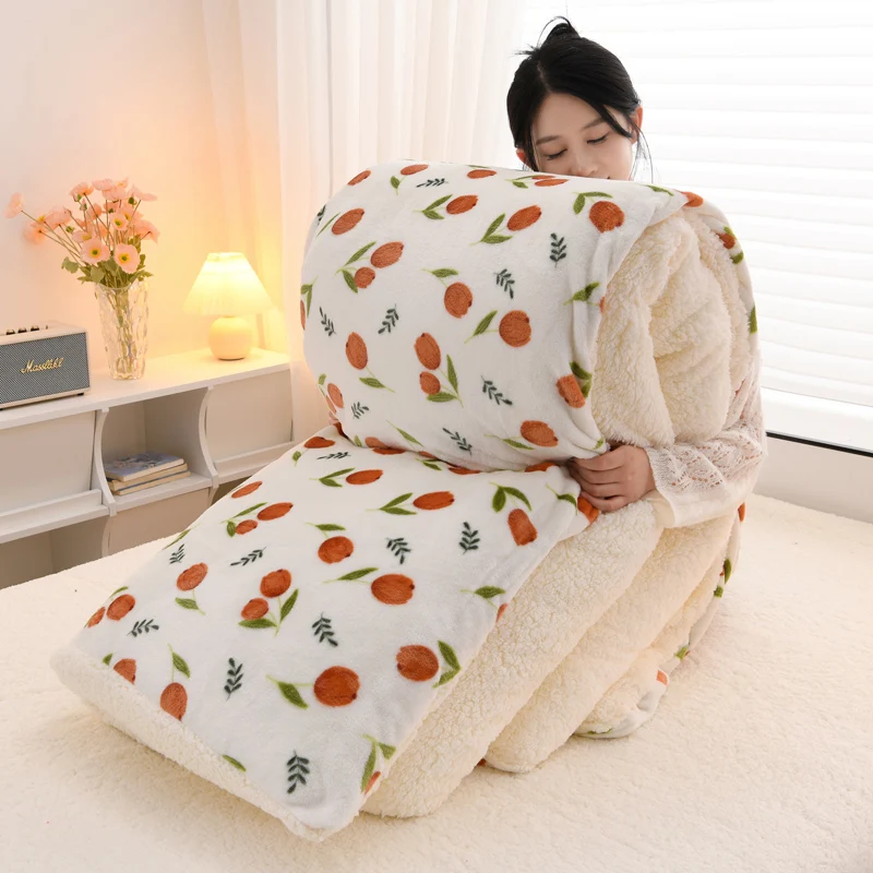 שמיכת חורף עבה מאוד בצבעי קרוואטים לשמירה על החום, עשויה מצמר כבשים רך, נוחה ומפנקת