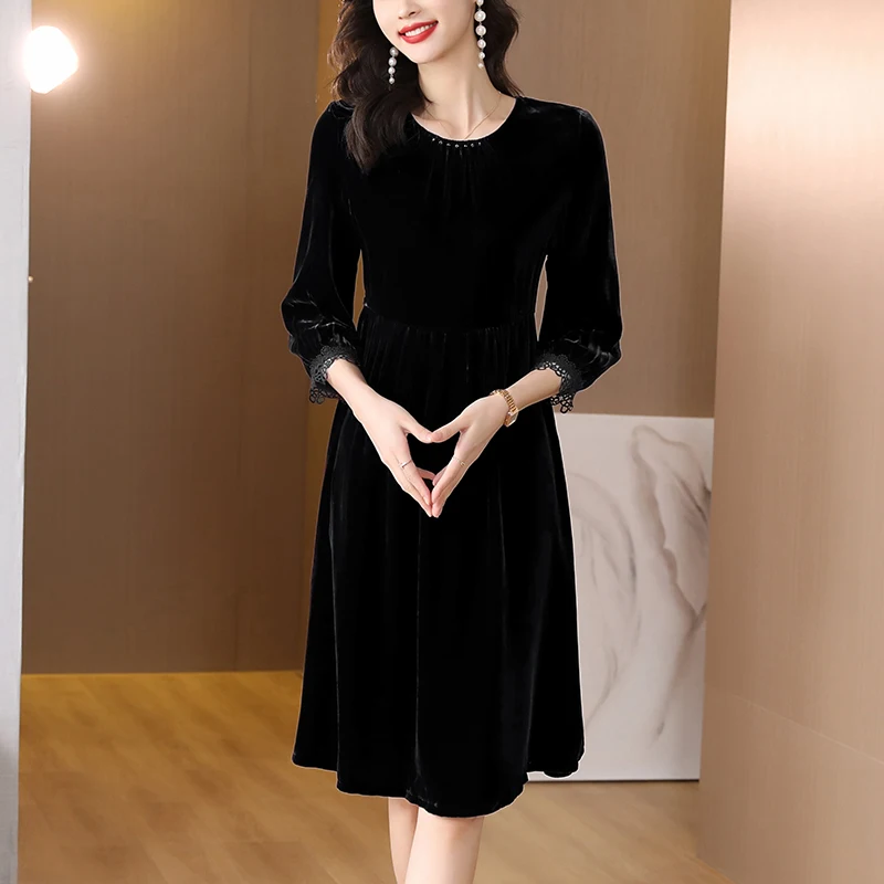 

2023 New Fashion Golden Velvet Dress Women's Autumn Versatile Round Neck Silk Loose Fit Casual Holiday Dress Vestidos