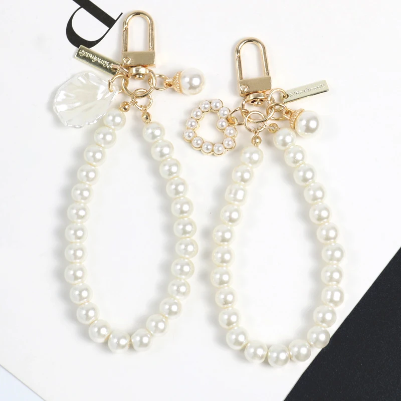 

Heart-shaped Pearl Chain Keychain Pendant Women's Bag Mobile Phone Badge Card Key Fashion Decorative Accessories