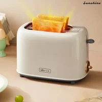 Home toaster. Can heat slicing bread and function as a sandwich breakfast machine. A small automatic oven 1