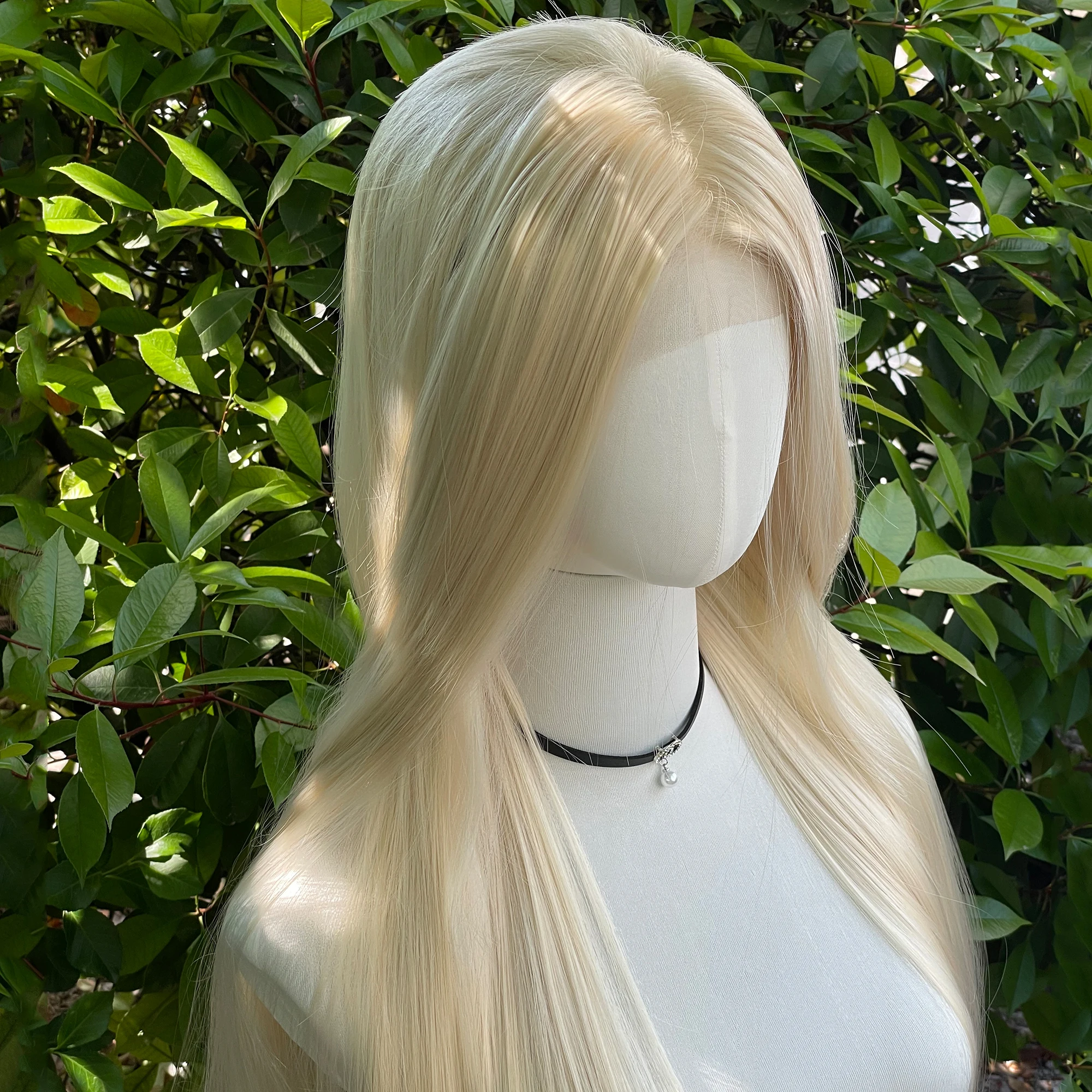 אור בלונדינית סינתטי שיער 13 x4 חזית תחרה לנשים 26 אינץ 'ארוך ישר חלק חופשי 150% צפיפות היד נבשלה