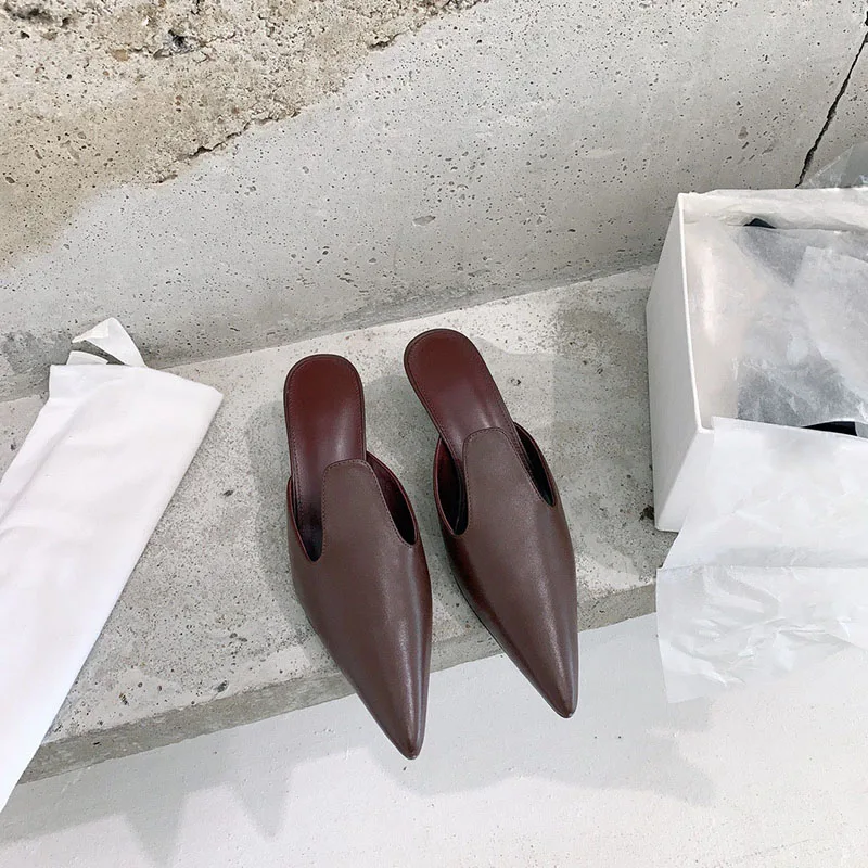 French Pointed Toe Slim Heel Cat Heel Muller Shoes Women's 2023 Summer New Genuine Leather Baotou Half Slippers Women's Shoes