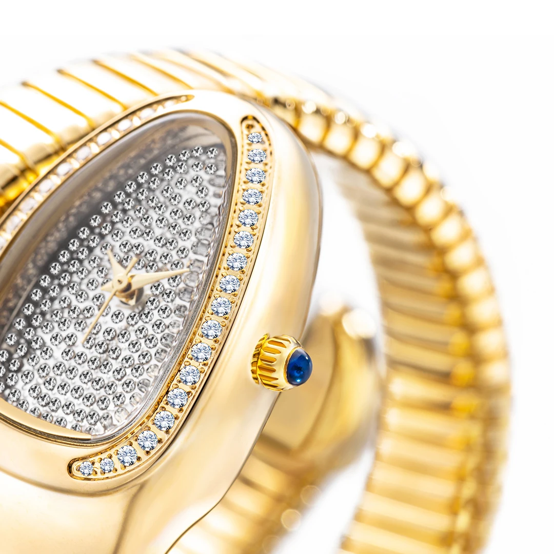 Elegent Snake Head 18K Gold Plated Womens Watches Lady Full Iced Out Diamond Dial Bezel Fexible Bracelet Quartz Watch for Women