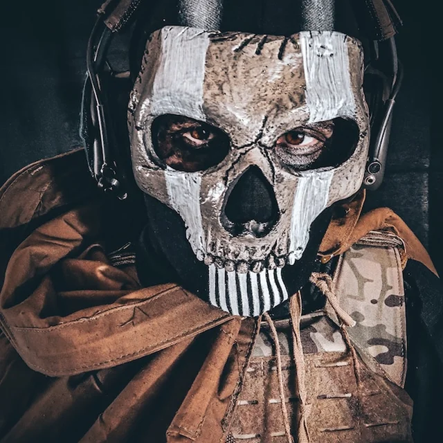 Capacete de caveira de terror, capacete de caveira de cabeça cheia de látex  macio e atraente para a fantasia de cosplay(cinza claro) : :  Brinquedos e Jogos