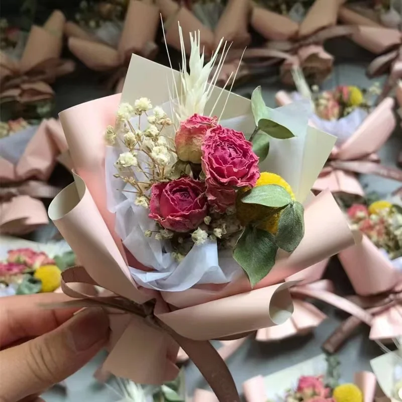 

Mini Bouquet for Girlfriend Valentine's Day Souvenir Gift Box Collocation Decor Dried Flowers Home Wedding Party Decoration