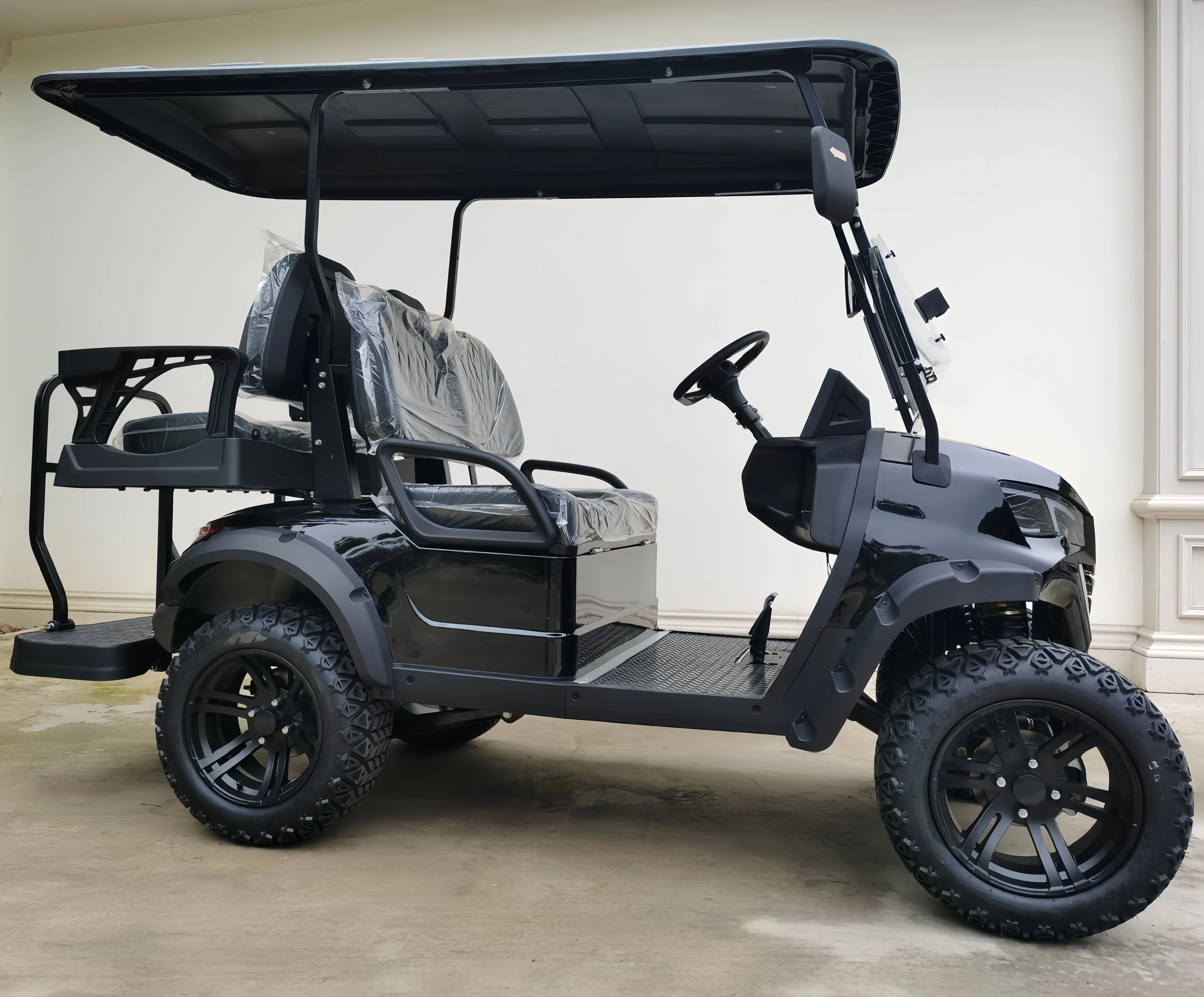 4 Wheel 4 Seater Luxury Club Car 48v Lithium Battery Off Road Golf Cart With Led Lights