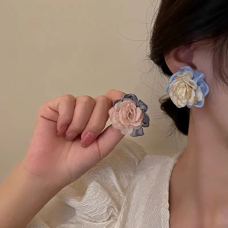 NewFreshColorContrastAsymmetricFabricFlowerEarringsforWomen