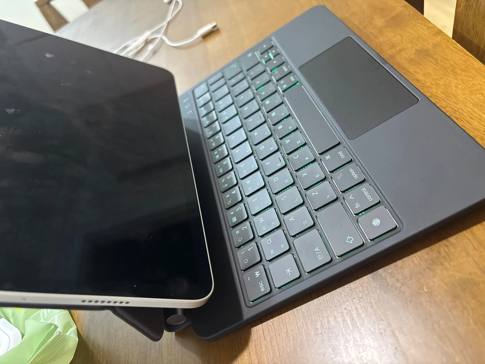 GOOJODOQ マジックキーボード iPad Pro 11 2024 Air 4 Air 5 Air 6