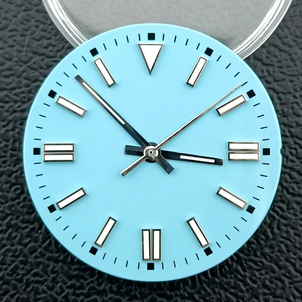Vibrant BGW9 Luminous Multi-Color Dial