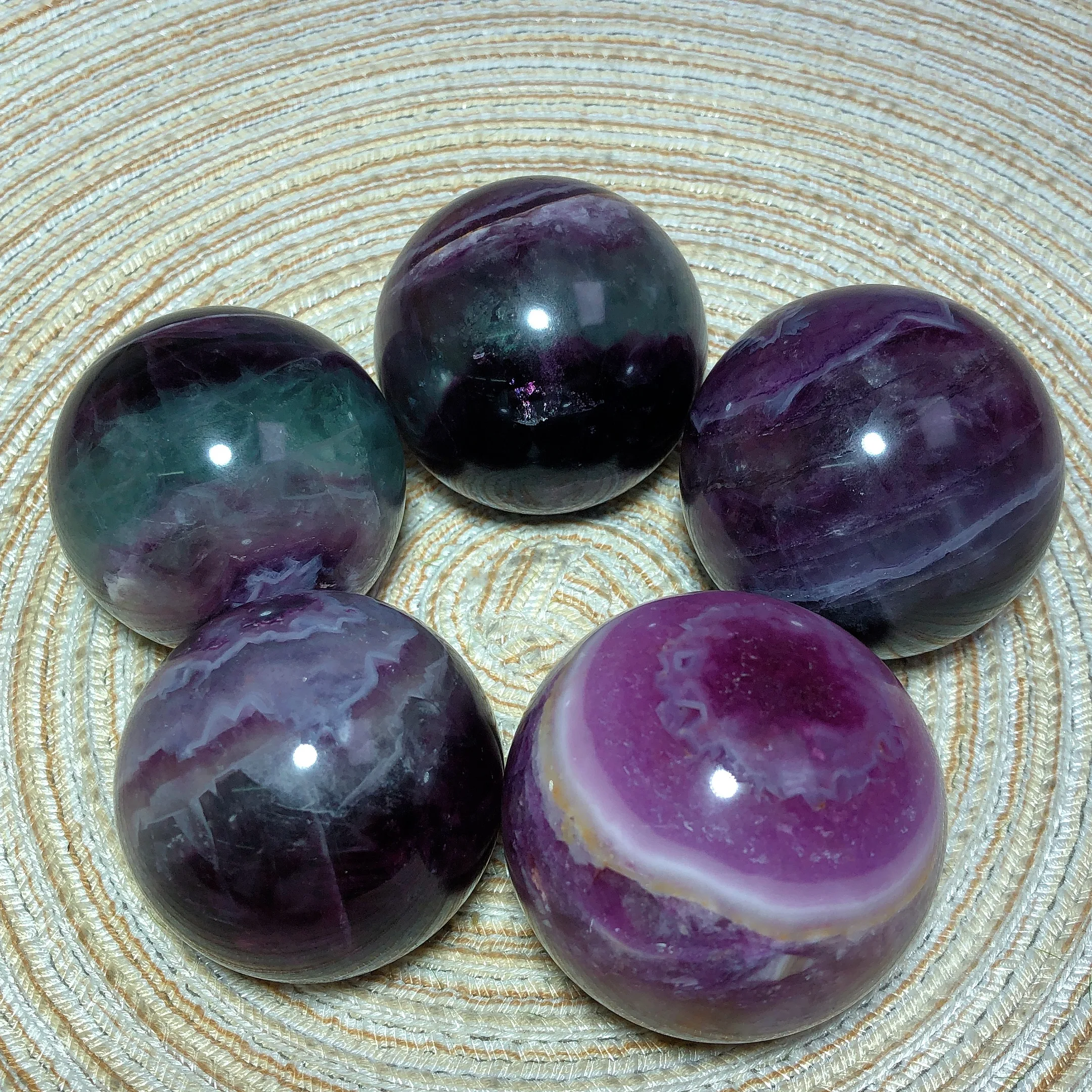 Natural Crystals Blue And Purple Fluorite Sphere Rainbow Flash High Quality Wholesale Polished Home Decorations Room Derco Gift 6
