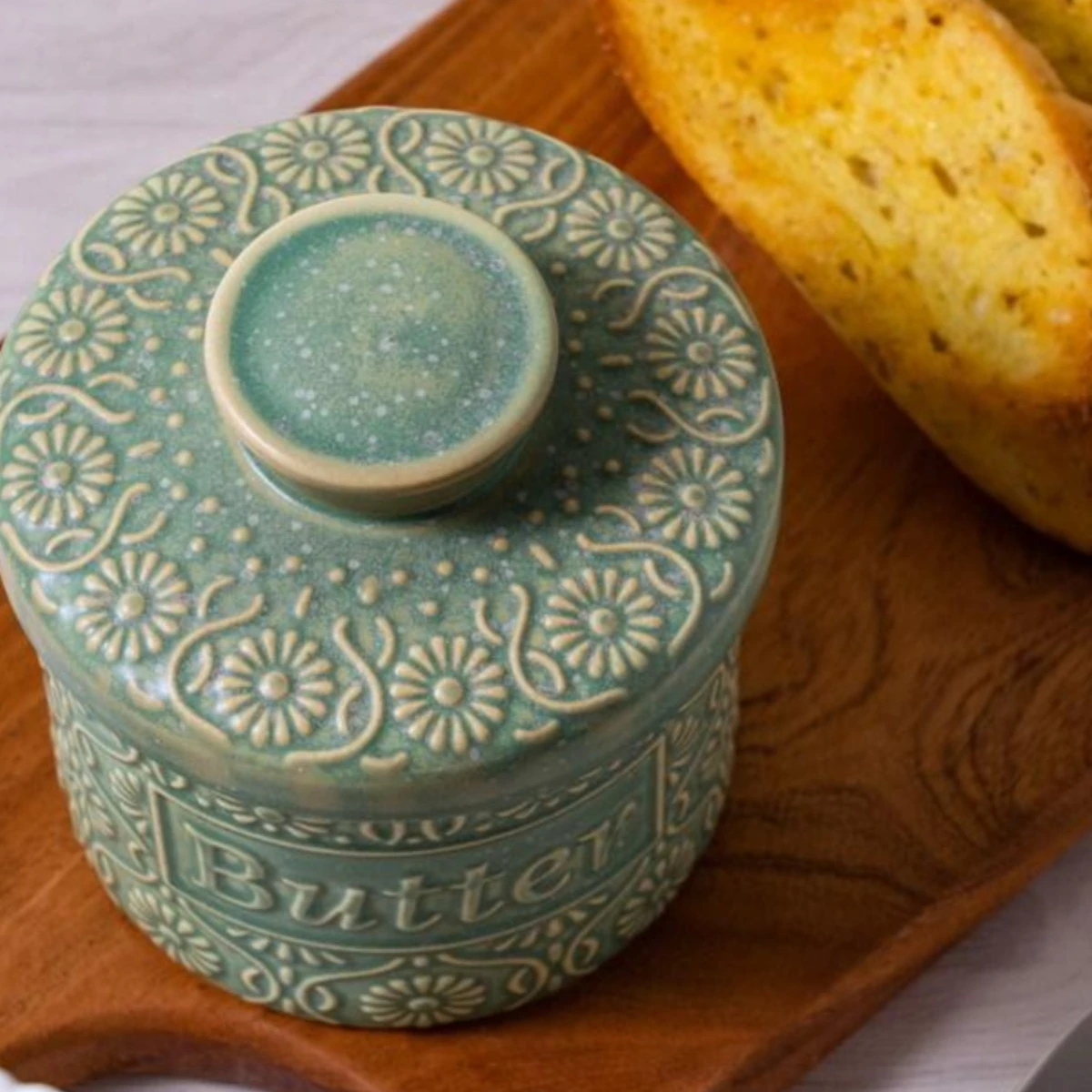 200ml Ceramic Butter Bell Crock,French Butter Dish with Lid for Countertop,Porcelain Cheese Storage Box,Kitchen Food Organizer
