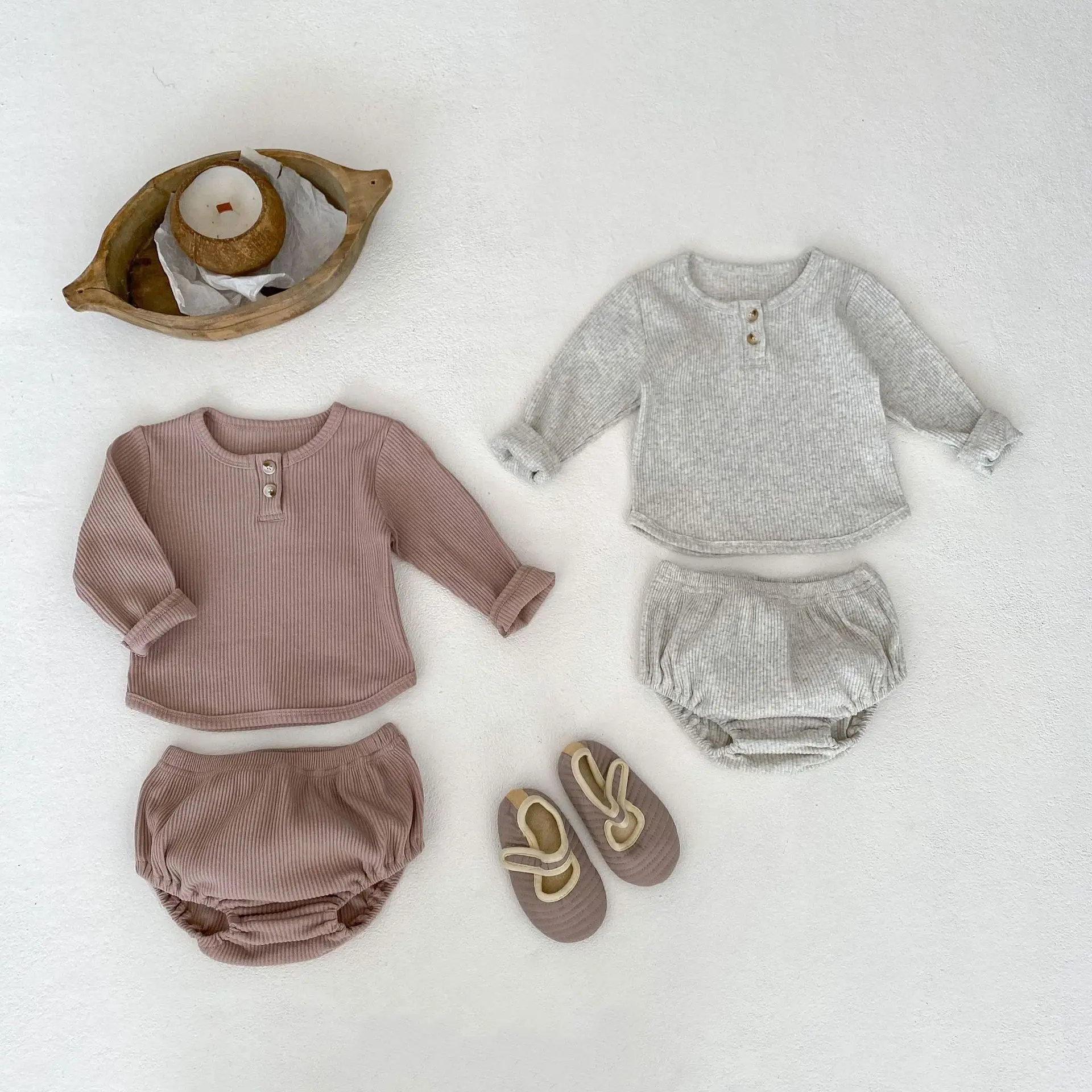 

Детский хлопковый комплект из топа и шортов, Однотонная футболка в рубчик с длинным рукавом и шорты, в стиле ретро, для мальчиков и девочек, весна 2024