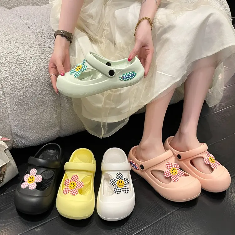 

Baotou - women's casual slippers, perforated shoes, soft soles, anti-slip, breathable, dual-purpose beach sandals