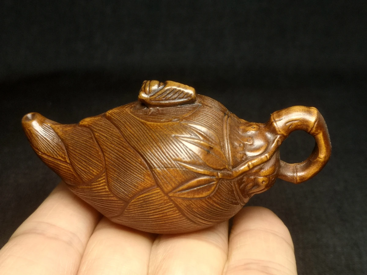 

1919 Antique art Size 3 Inch Chinese Boxwood Wood Hand carved Cicada bamboo shoots pot kettle shape home decoration collectable