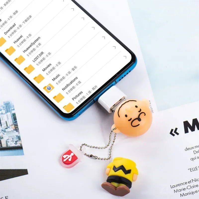 SNOOPY - めだちゃんチャーリーブラウン ポーセリンフィギュア usbメモリー SNOOPY - めだちゃんチャーリーブラウン ポーセリンフィギュア