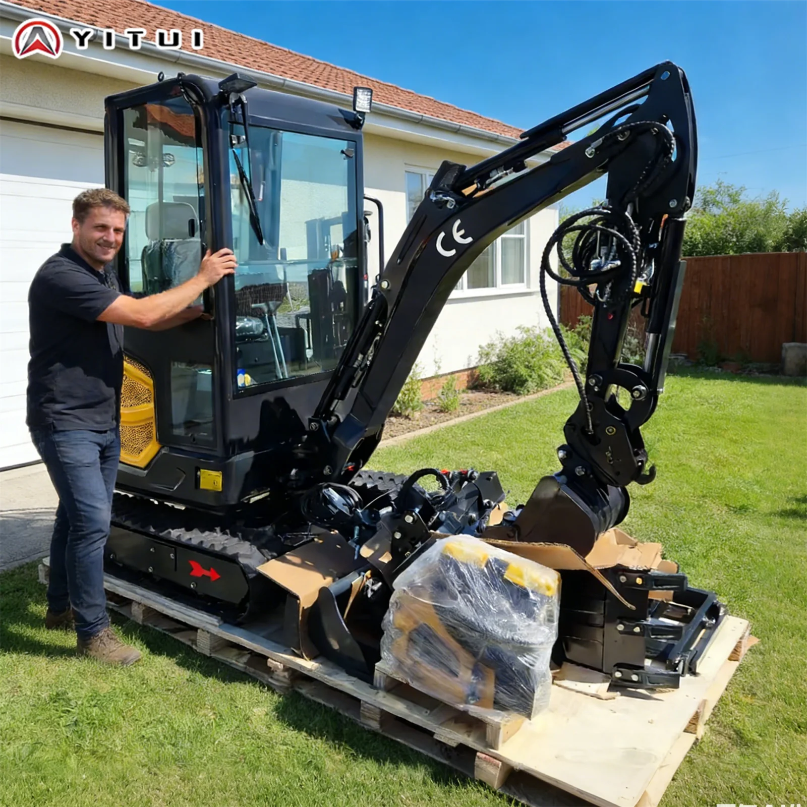 YITUI 2 Ton Small Cab Excavator, Cheap Customized Model, Big Arm Side Swing, Hydraulic Crawler, Fast Delivery