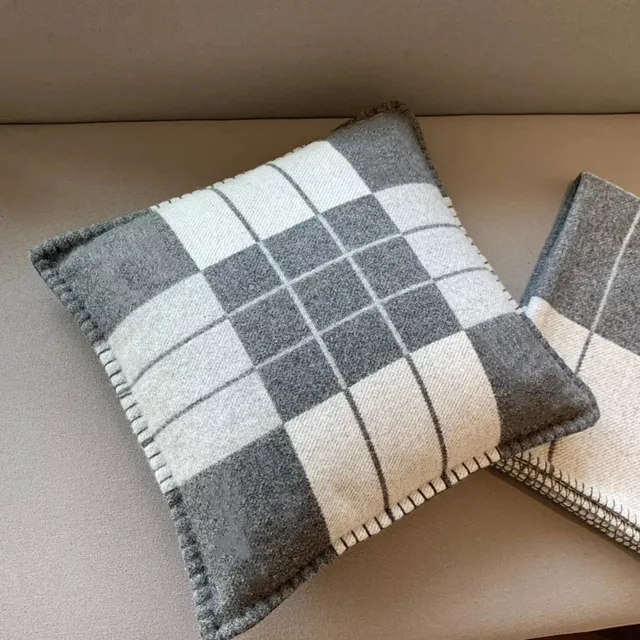 pillowcase s-gray