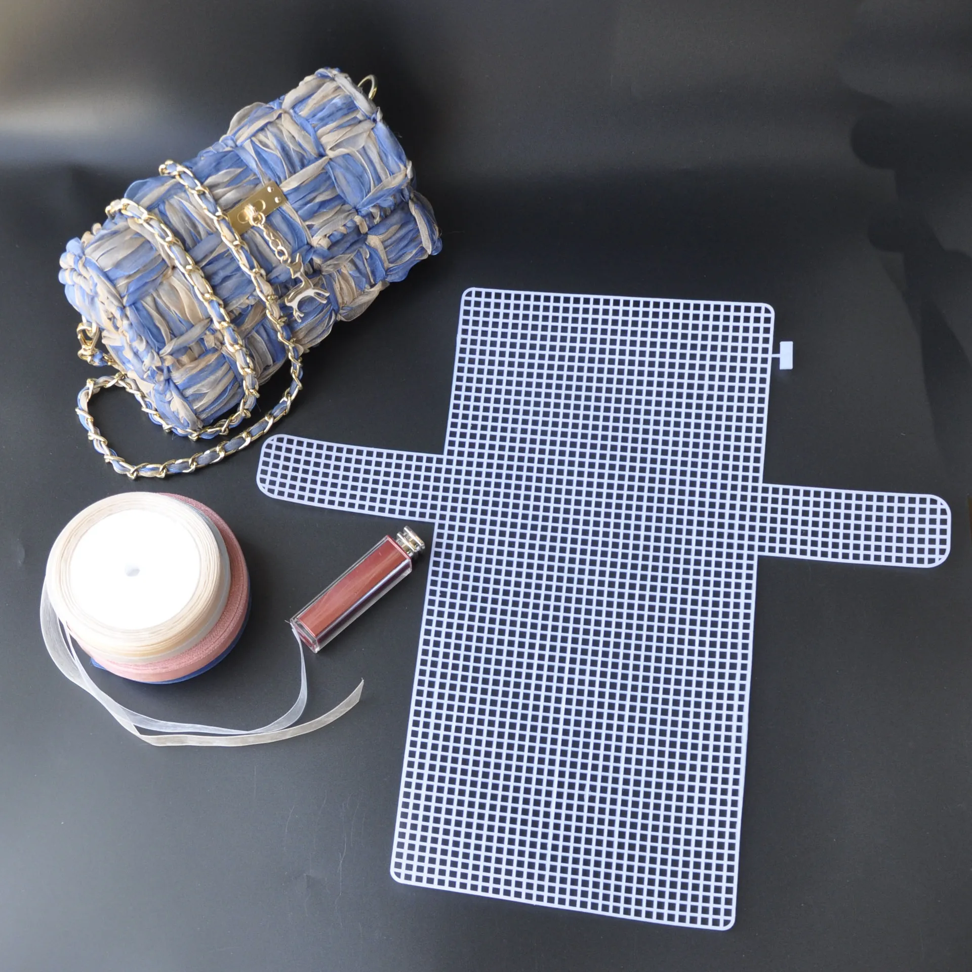 New Auxiliary Weaving Plastic Mesh Plastic Mesh Kit with Fawn Chain Buckle Plastic Sewing Needle DIY Bag Accessories