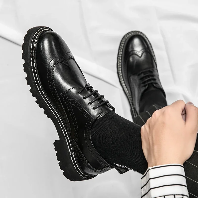 Luxusní značka hrubý střevíc pánské boty bělouš thick-soled ležérní britský styl pohodlné oxford boty šněrovací vysoký kvalita pánské boty