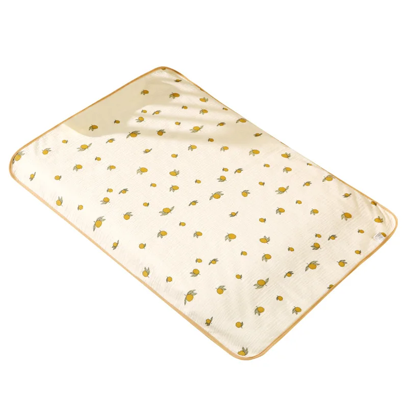 Waterproof Washable Mattress Urine Mat for Baby Toddlers Cute Cartoon Bed Protector Diaper Bedding Urine Pads Cloth Breathable