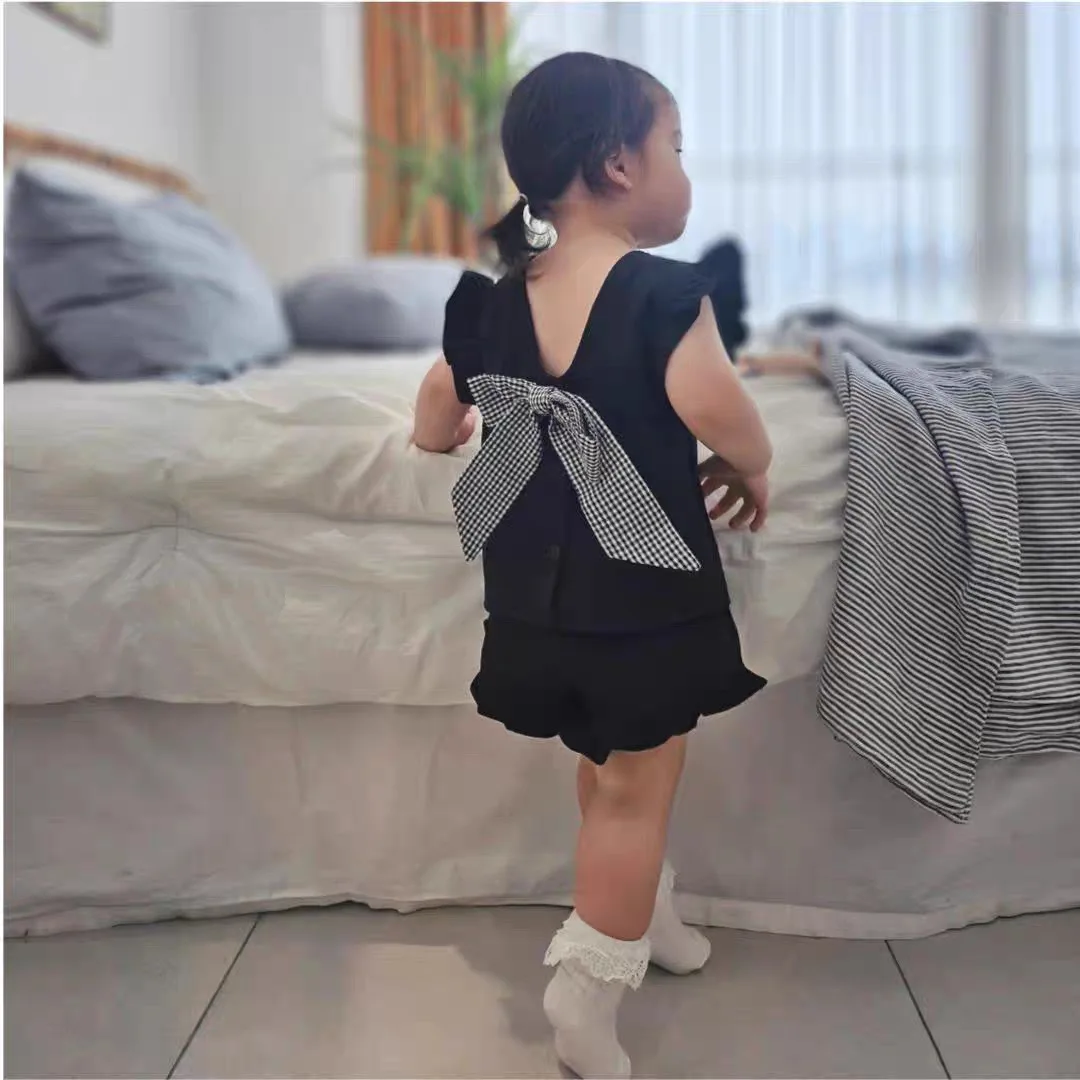 2025 여름  여자 민소매 옷 세트  여자 나비넥타이 조끼 반바지 2종 세트  여자 패션 의상