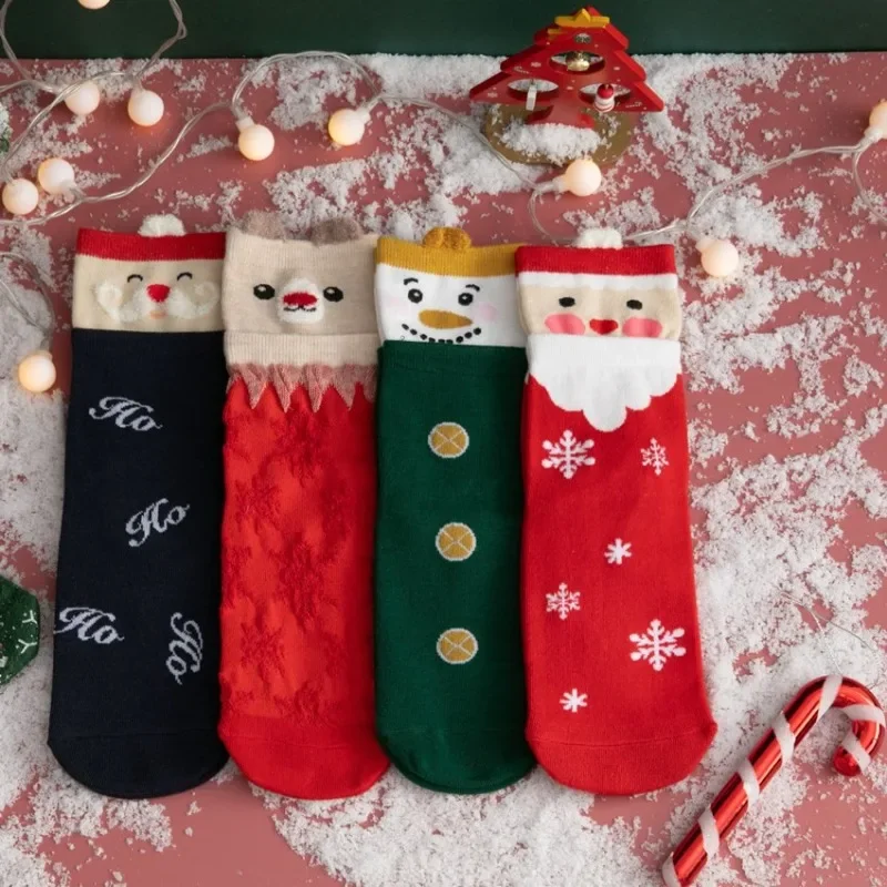 

Stylish and Comfortable Christmas Socks Elk Old Bear Ladies Mid-tube Stockings Cartoon Christmas Red Cotton Socks