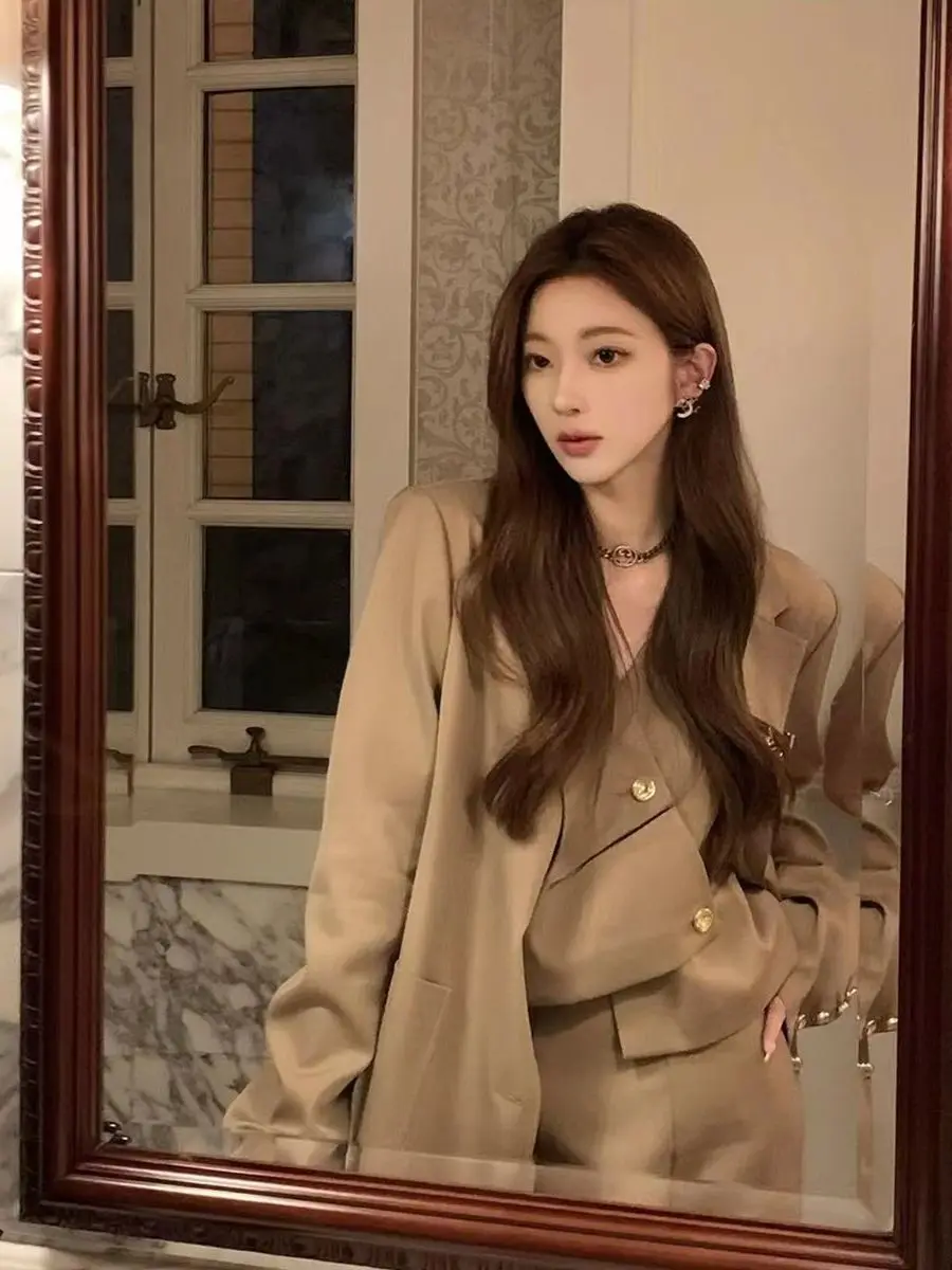 Korea Skirt Suits Small Fragrant Wind Set Women Spring Autumn Retro Button Up Suit Jacket Half Skirt Three-Piece Set 2024 New
