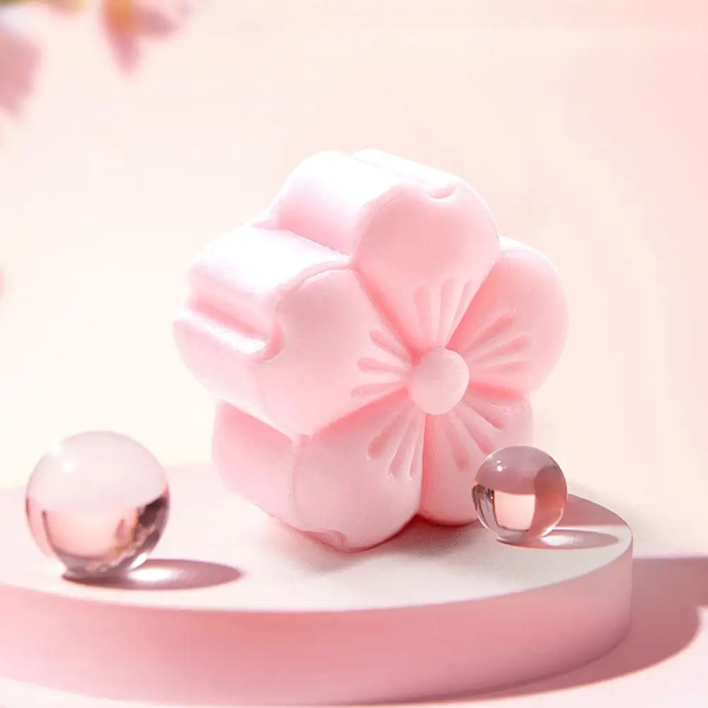 Рисунок 6 - Отбеливающее увлажняющее мыло для лица в форме цветка