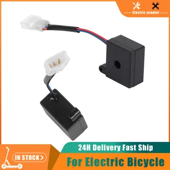 Bicicletta elettrica 48/60V LED Relè lampeggiante Indicatore di direzione Lampeggiatore a tre fili 12V Relè luci lampeggianti a LED per parti di bici elettriche