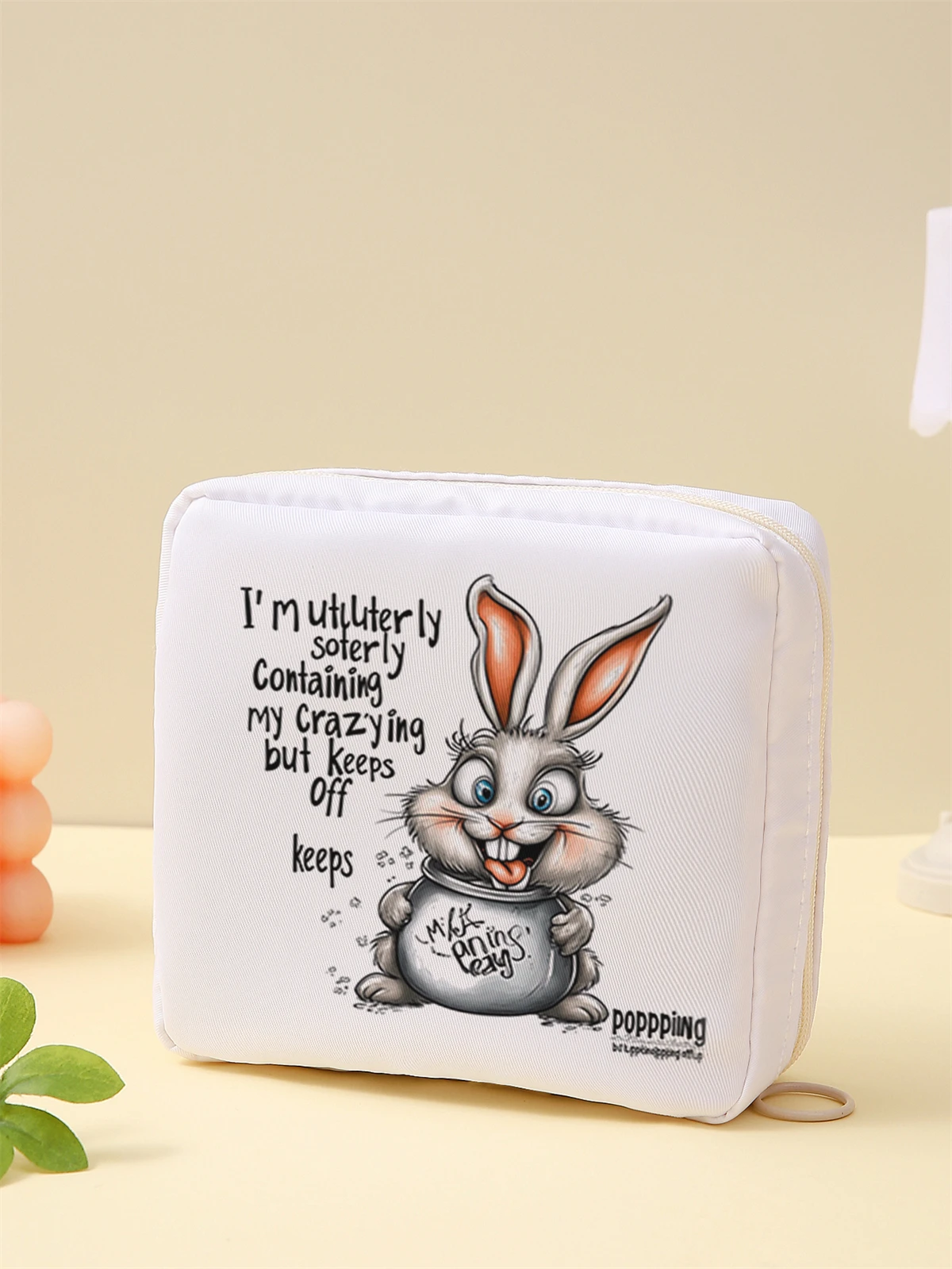 Rabbit pattern printed sanitary napkin storage bag, women's lightweight tissue bag, sanitary tissue bag