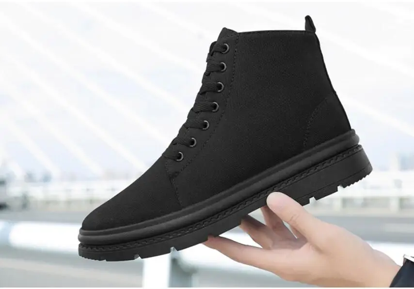 Sneakers uomo nere mesh traspiranti con rialzo interno 8cm_voghion.com