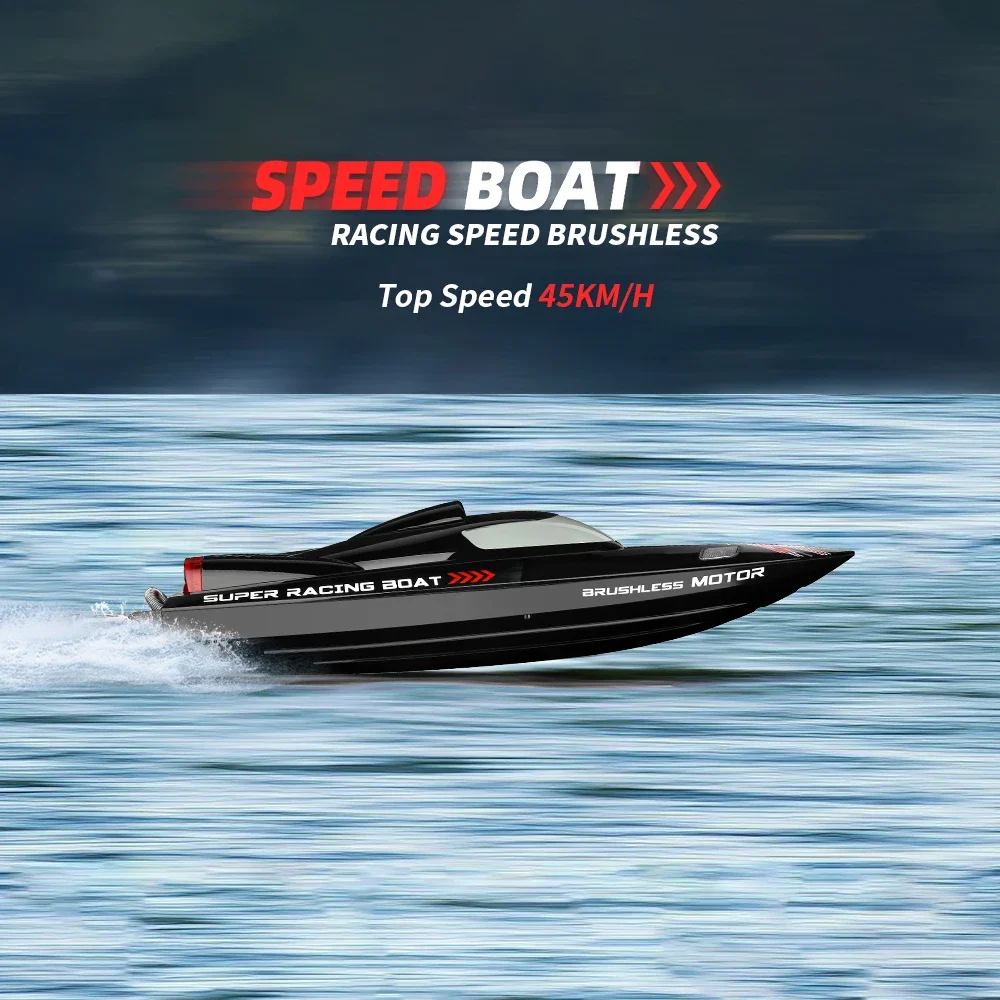 Bateau RC WLtoys WL916 55km/h en virage serré, gerbe d'eau, aileron arrière visible.