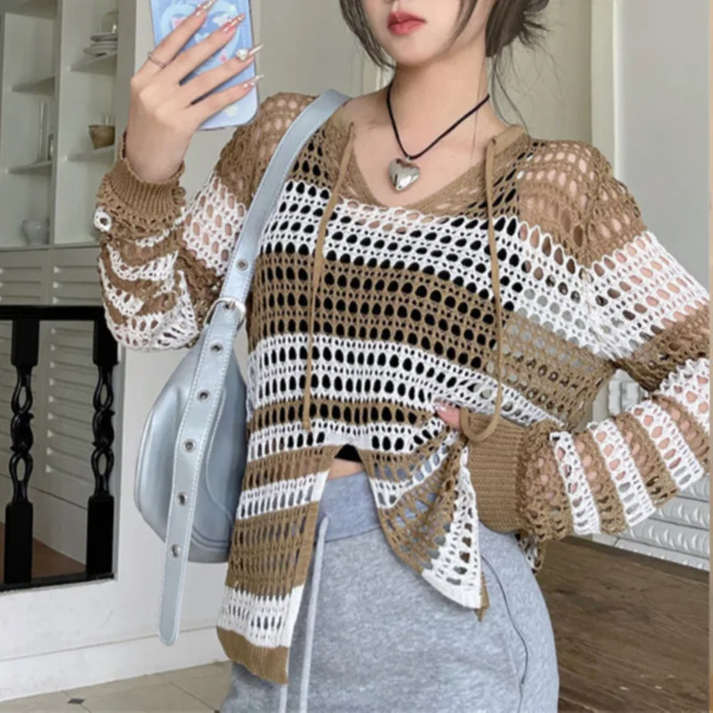 

Gaodinglan винтажные цветные полосатые женские вязаные топы с V-образным вырезом, вязаные крючком, свободные женские солнцезащитные рубашки, асимметричные сексуальные футболки