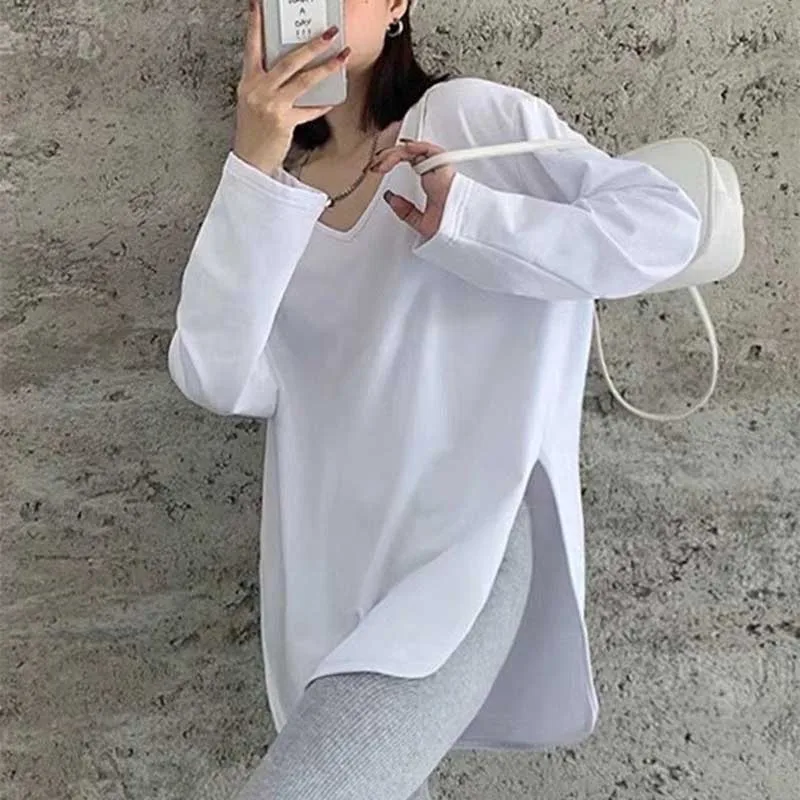

White Side Slit Long Sleeve T-shirt for Women's Fashion Plush Mid Length Tops Loose V-neck Bottom Shirt Autumn Winter New Tees