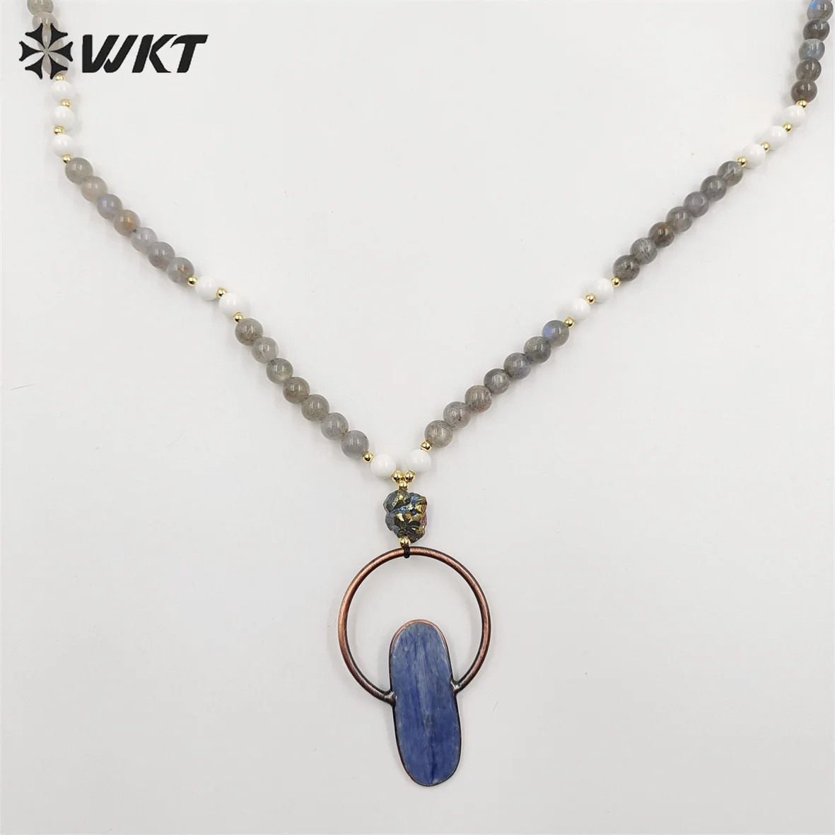 

WT-N1413 WKT 2023 Retro Party Necklace Kyanite And Labradorite Hip Hop Party Women Pendant Jewelry Trend 30Inch