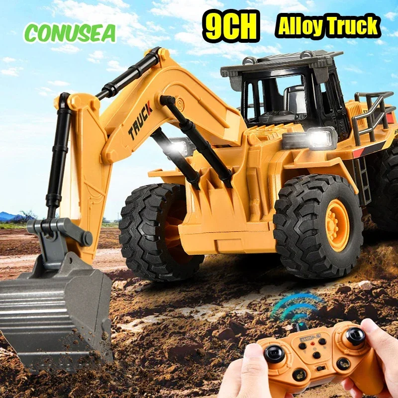 Tank Robot RC en action soulevant une charge avec son bras multifonction. Achetez un Tank Robot RC pour des tâches complexes.
