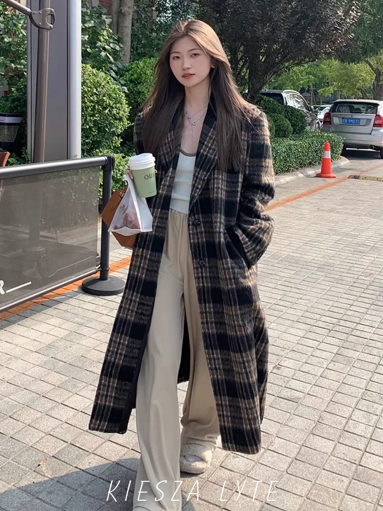 

Vintage 2023 Fashion Winter Brown Plaid Patchwork Corduroy Wool Blend Coats For Women's High-Quality Loose Thick Woolen Overcoat