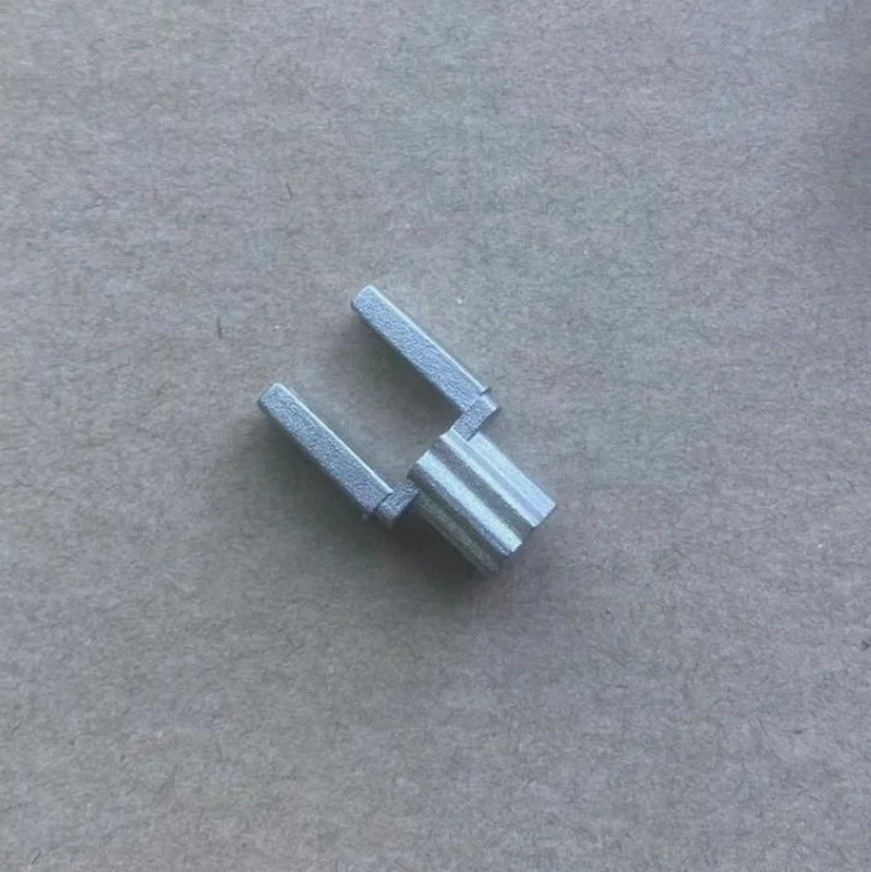 C200 air conditioning cold and warm air flap shaft tooth E300l evaporation box flap motor GLC shaft tooth prosthesis