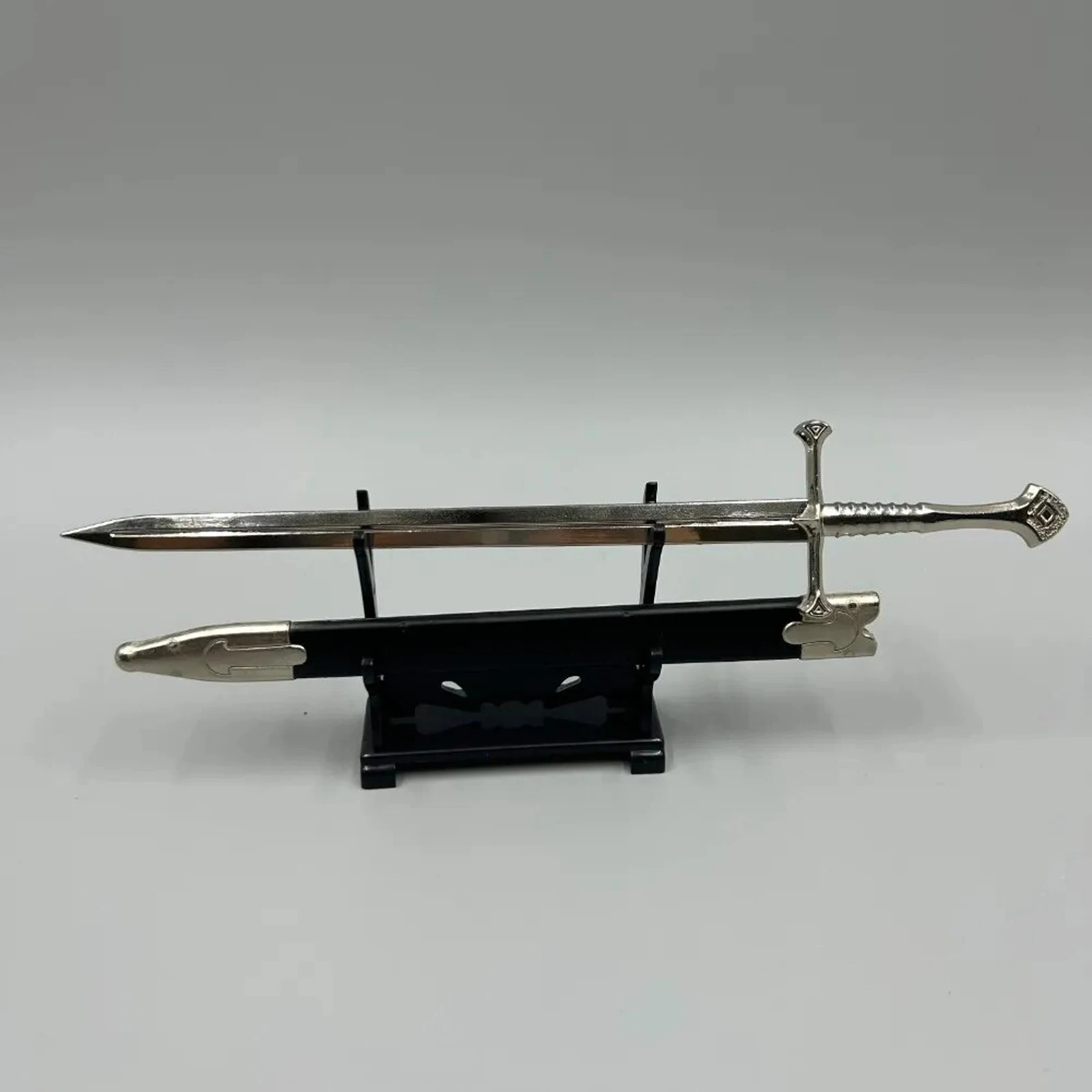 Aragorn Narthil Sword The Lord Of The Rings Keychains Medieval Weapon Metal Sword Keychain For Fans Men Collectible Toys Gifts