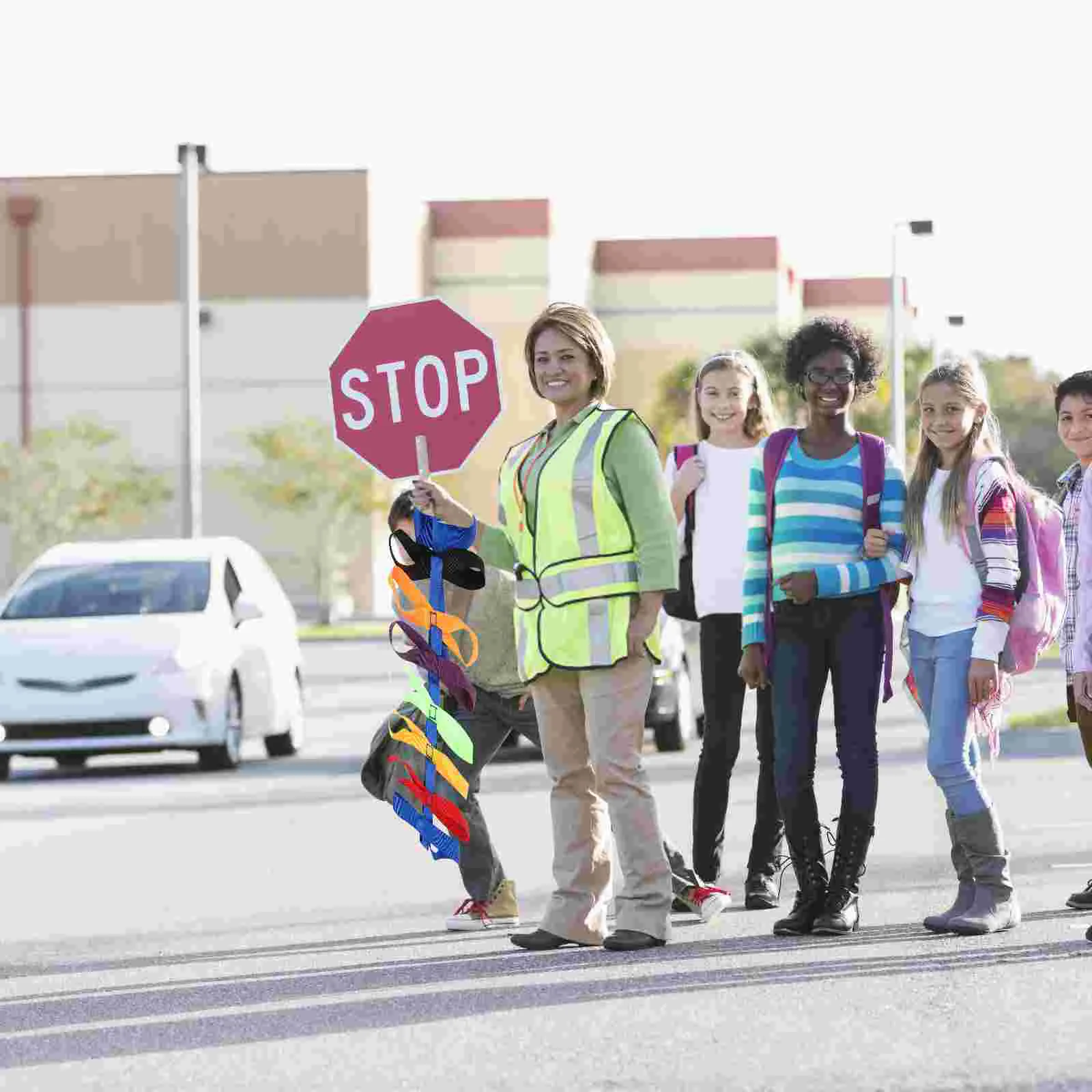 Рисунок 3 - Школьные принадлежности для детей