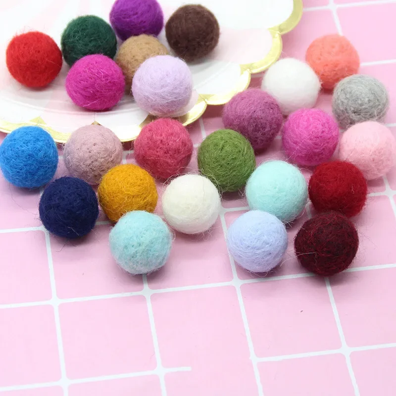 DIY Wool Felt Balls Handmade Felt Craft Supplies Wedding Party Wool Ball Accessories 10pcs 2cm