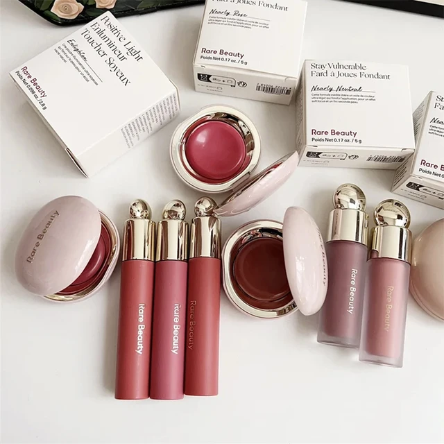 Rare Beauty Soft Pinch Liquid Blush, fini soyeux et lisse, longue tenue, effet repulpant, pour un maquillage éclatant, espoir, amour, vertus, joie, merveille, valeur 1