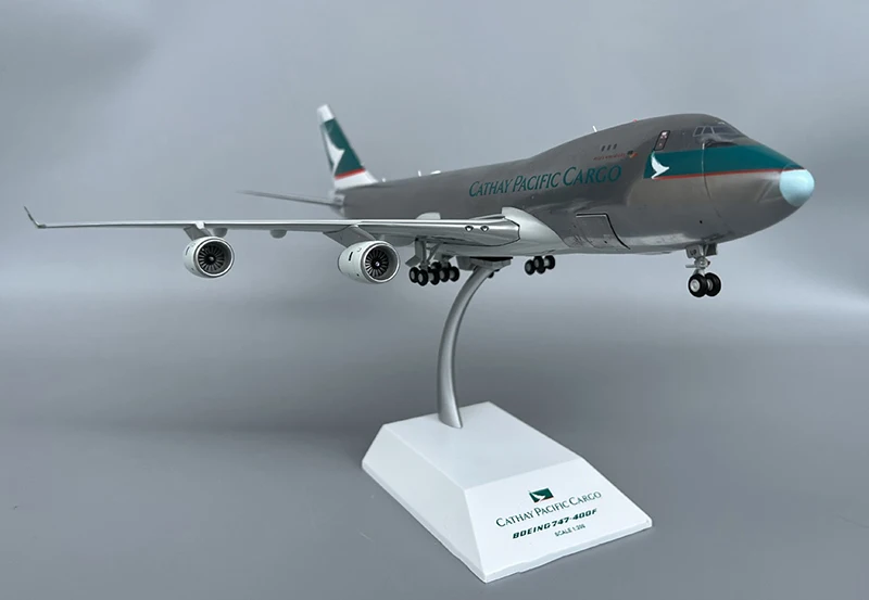 航空機・ヘリコプター Cathay Pacific Boeing 747-400 1/200 JFox 1:200 Cathay Pacific 747-400 B-HKD - 收藏家模型飛機模型