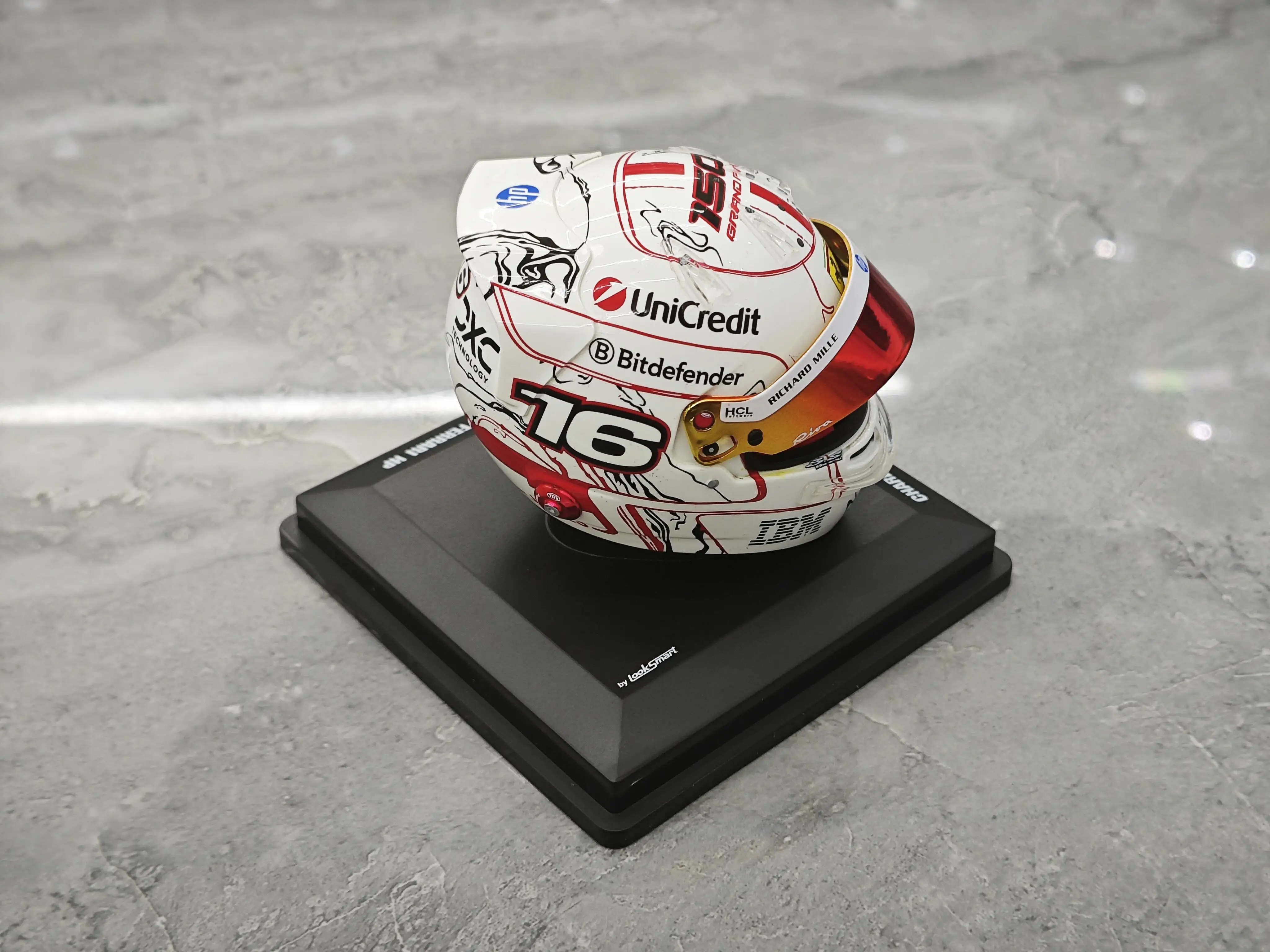 S3edef7f005d24b32a1385c2fd8cedb89V - Charles Leclerc Merch