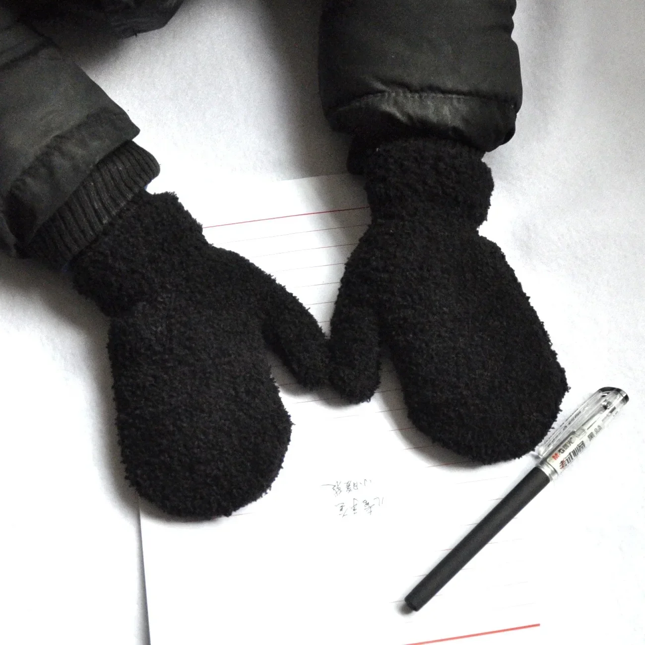 Children's Short Gloves Winter Coral Velvet Children's Solid Knit Plush Full Finger Mittens Autumn And Winter Warm Gloves