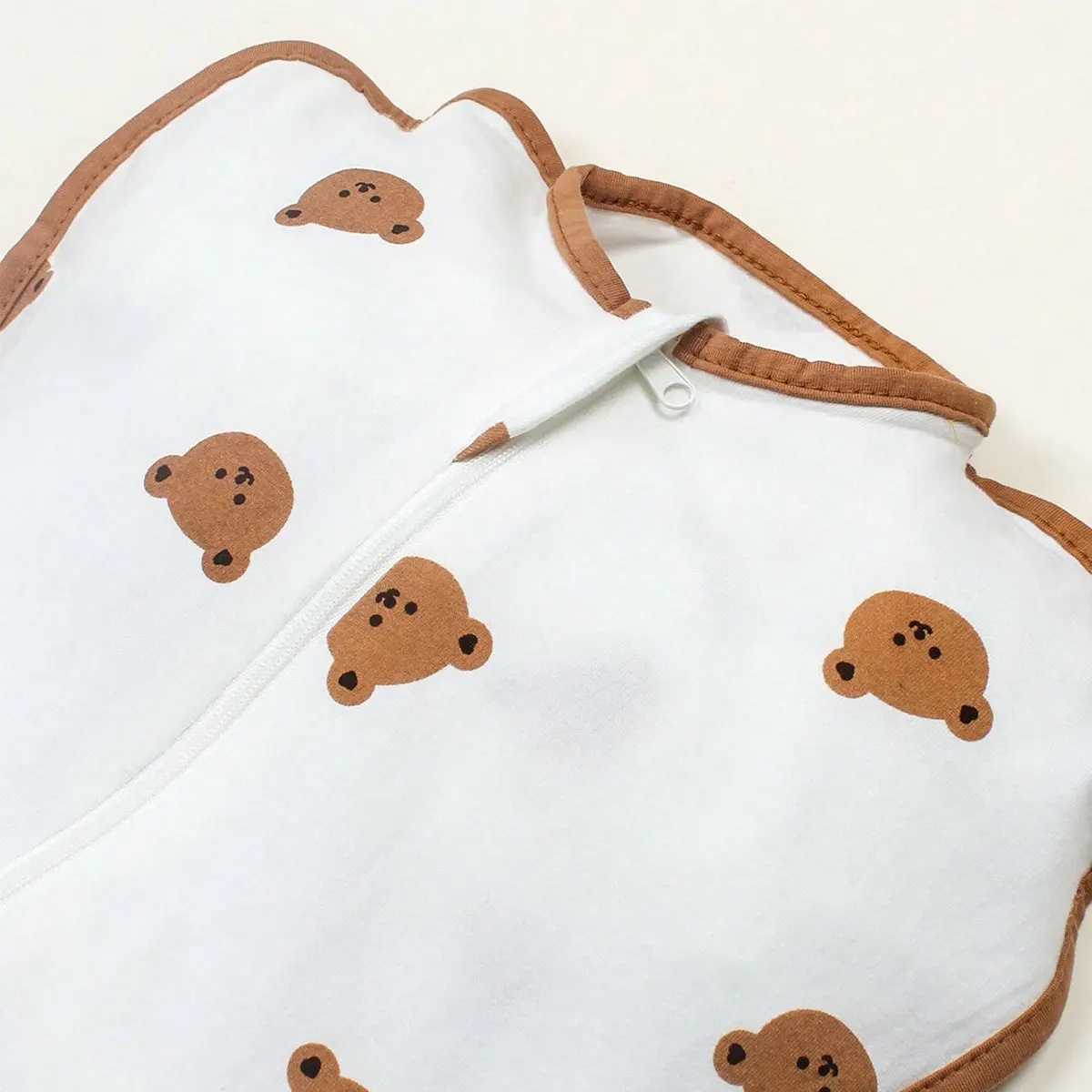 Babyslaapzak Pasgeboren baby Anti-shock slaapzak Pyjama Babypyjama Lichte rits Kruippak Anti-kick Cartoon Beer_voghion.com
