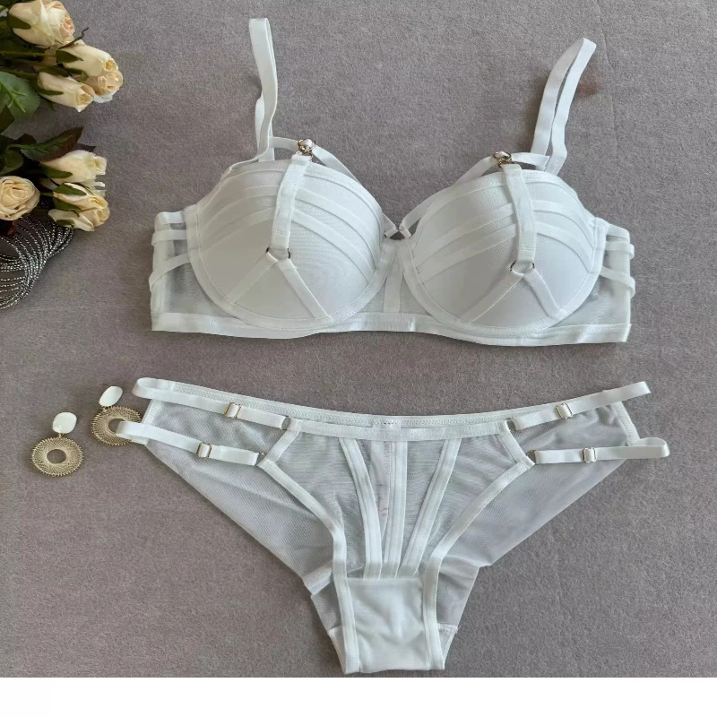 Ensemble de lingerie féminine de style européen, soutien-gorge push-up à armatures souples, avec bretelles, qui esthétise les côtés, confortable pour un usage quotidien