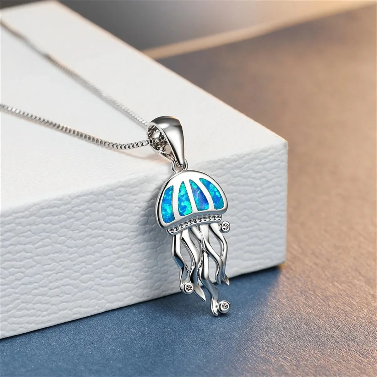 Chaîne Argent Pour Femme Avec Pendentif Dôme Blanc Goutte - 14 Pouces, Style Romantique